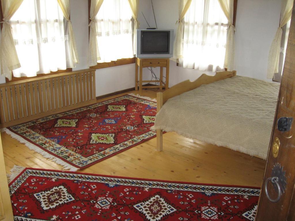 Sava Cupetsa Guest House Zheravna Room photo